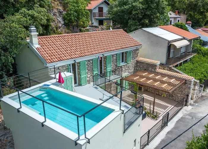 Pool On By Aneo Travel Grižane